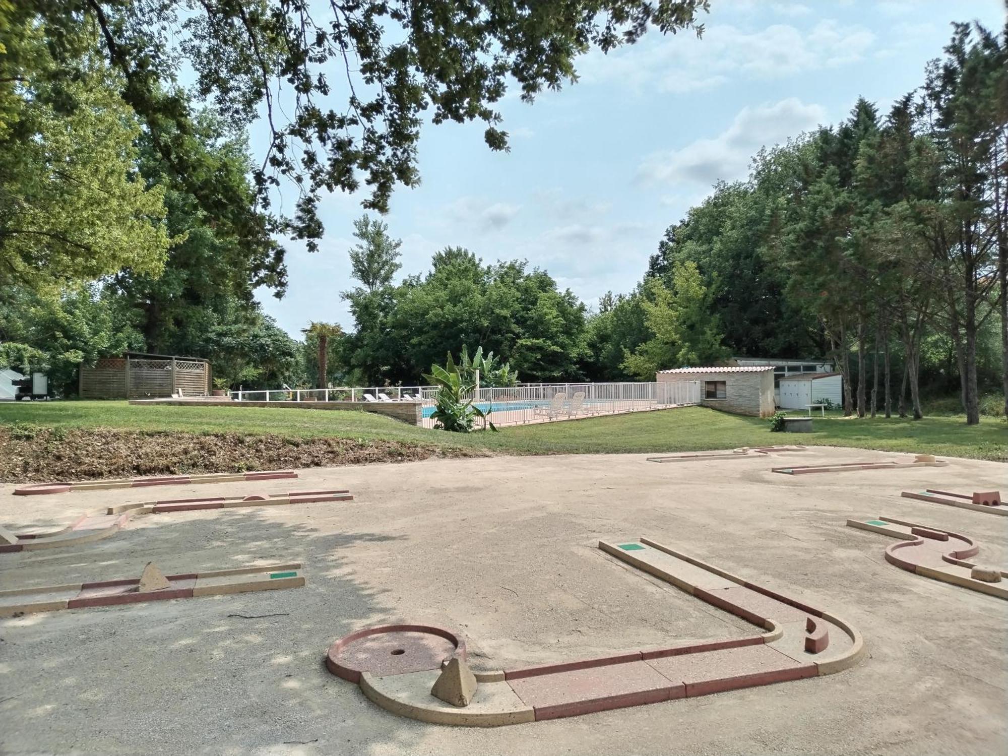 Camping Nature Le Valenty Mobil-Home-Dordogne Panoramique Clim Piscine Soturac Экстерьер фото