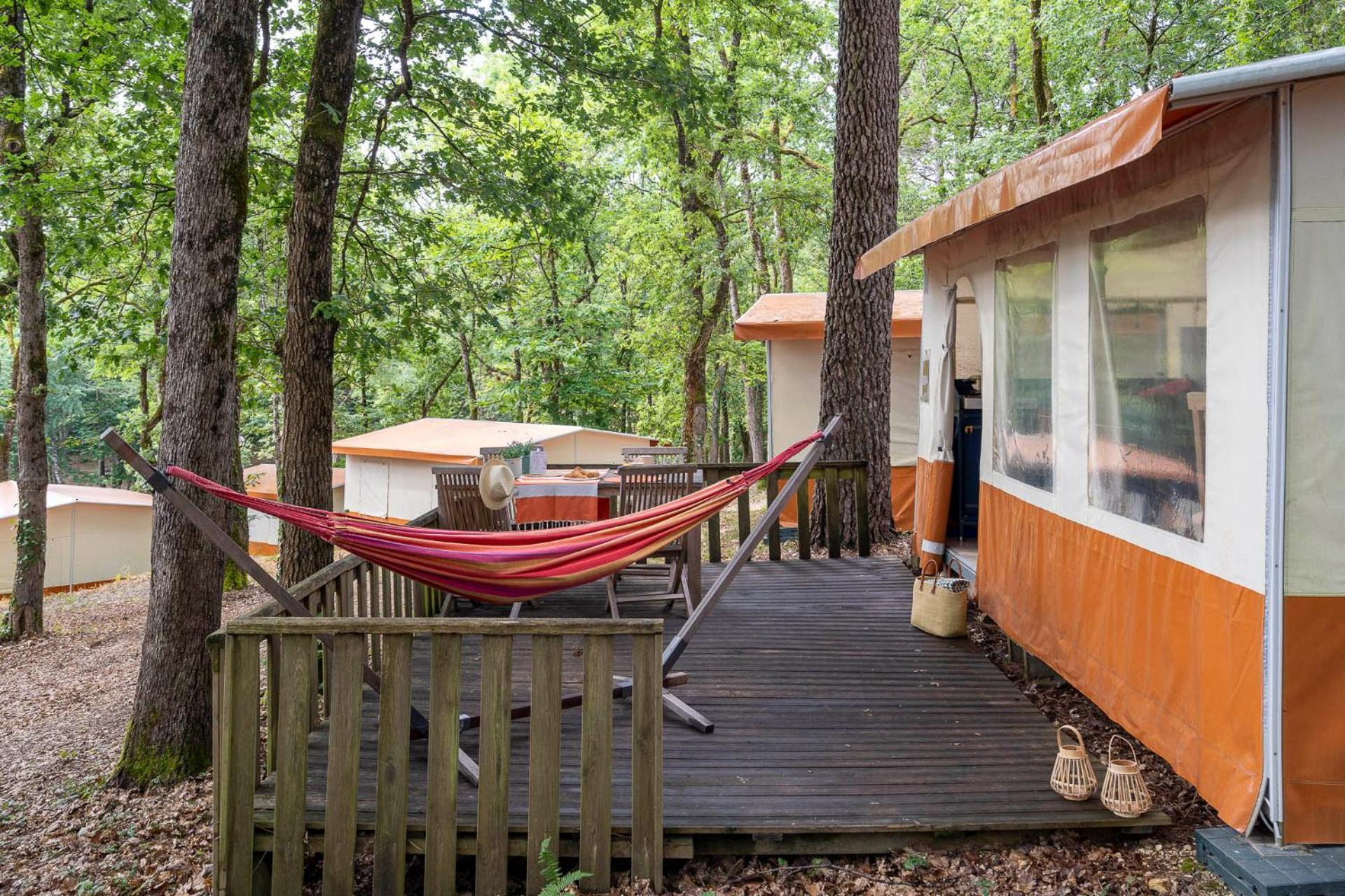 Camping Nature Le Valenty Mobil-Home-Dordogne Panoramique Clim Piscine Soturac Экстерьер фото