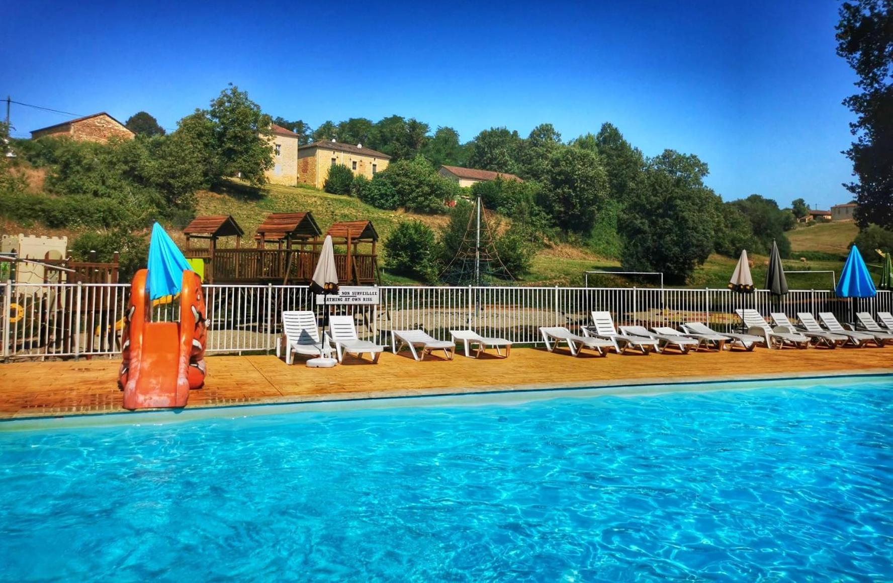 Camping Nature Le Valenty Mobil-Home-Dordogne Panoramique Clim Piscine Soturac Экстерьер фото